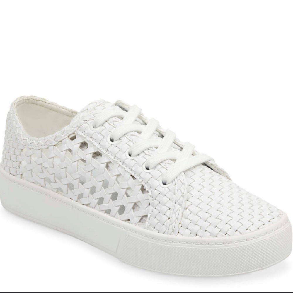 Marc Fisher Woven Sneaker Surly - size 7.5 - gently used